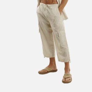 Trust  Men's Cream Cargo Shorts lined capris size 42 W NWT